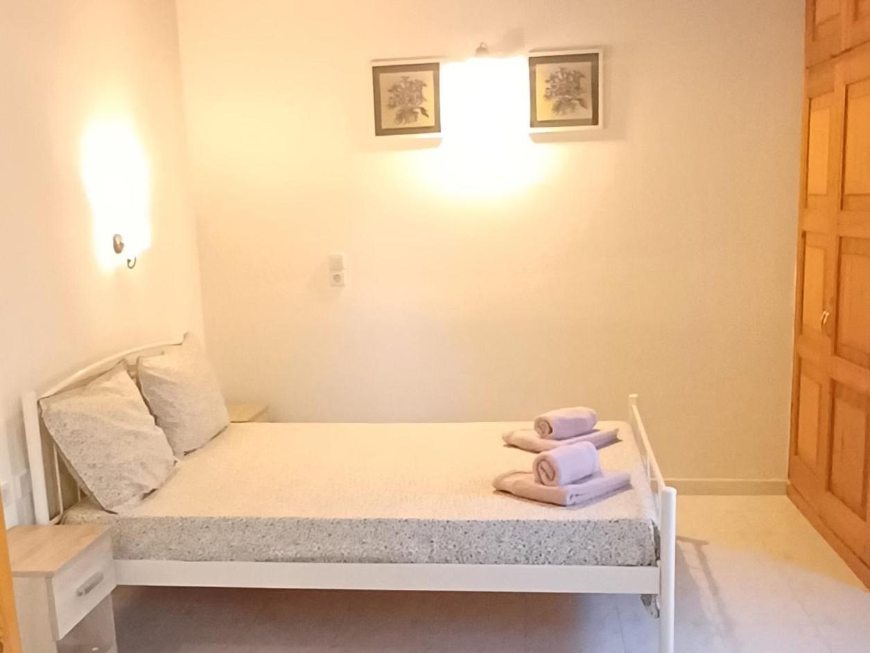 בניטסס Flora Studios Corfu - Adults Only חדר תמונה