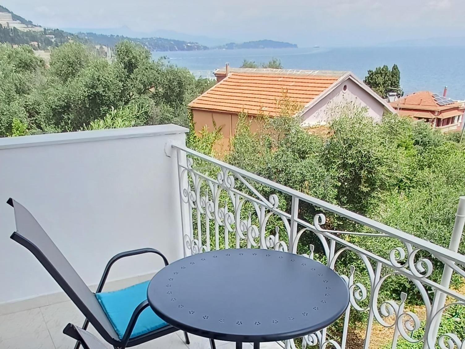 בניטסס Flora Studios Corfu - Adults Only מראה חיצוני תמונה